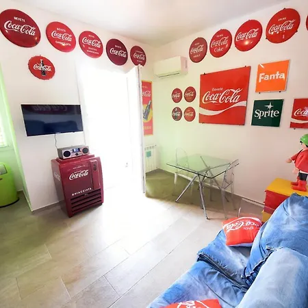 Vintage 67 Mondello Apartment